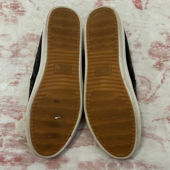 Kaari Blue Peggy Slip On Shoes in Navy Blue and White Women’s Size 8.5 - Picture 5 of 7